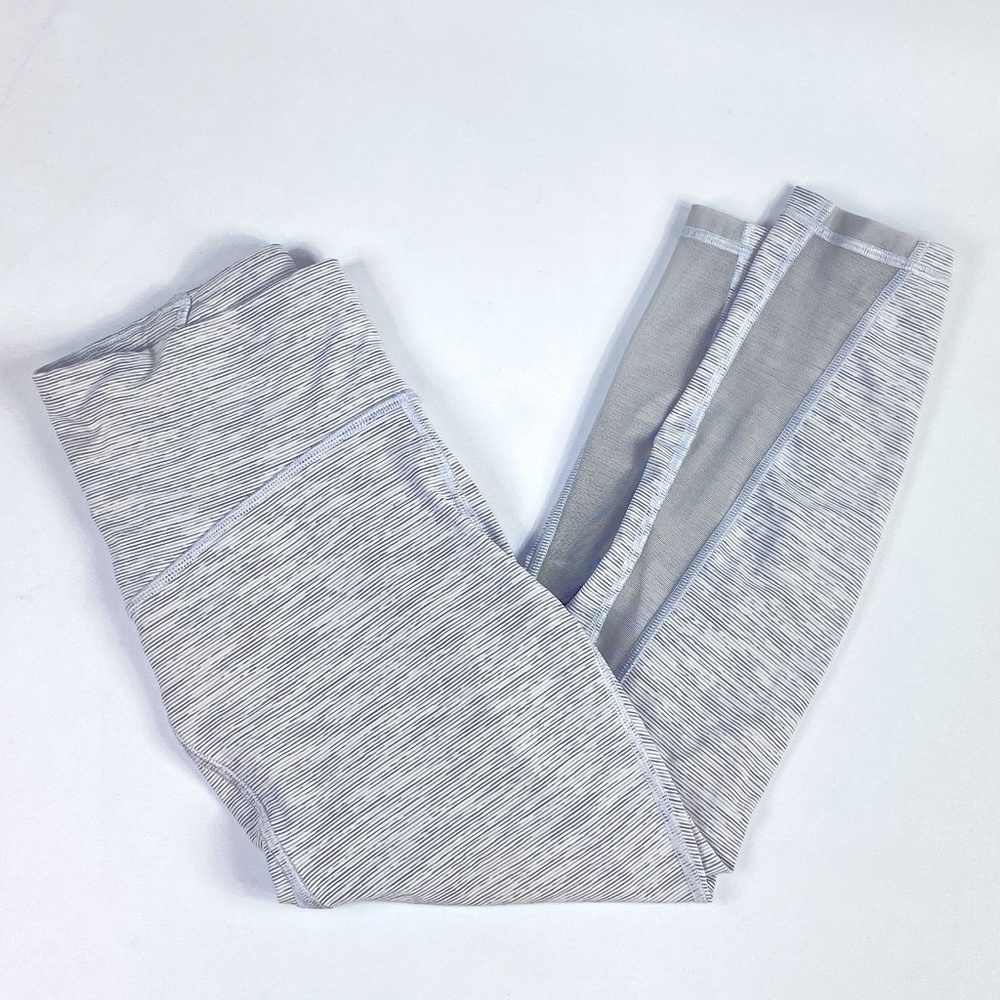 Lululemon Athletic Crop Legging Women’s Size 6